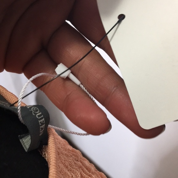 Alexander McQueen blush peach textural pucker knit flounced dress size s… - Picture 13 of 14